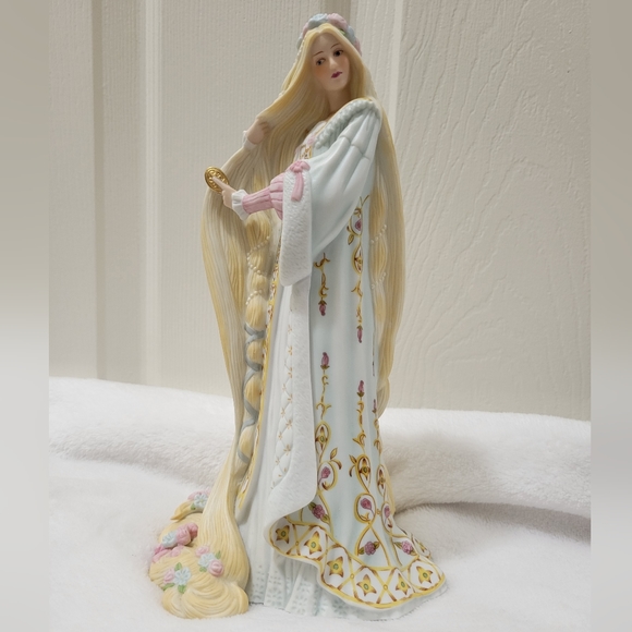 The Legendary Princess - Picture 6 of 16